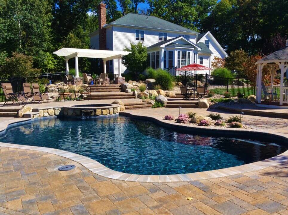 Gunite Inground Swimming Pool & Spa Installation